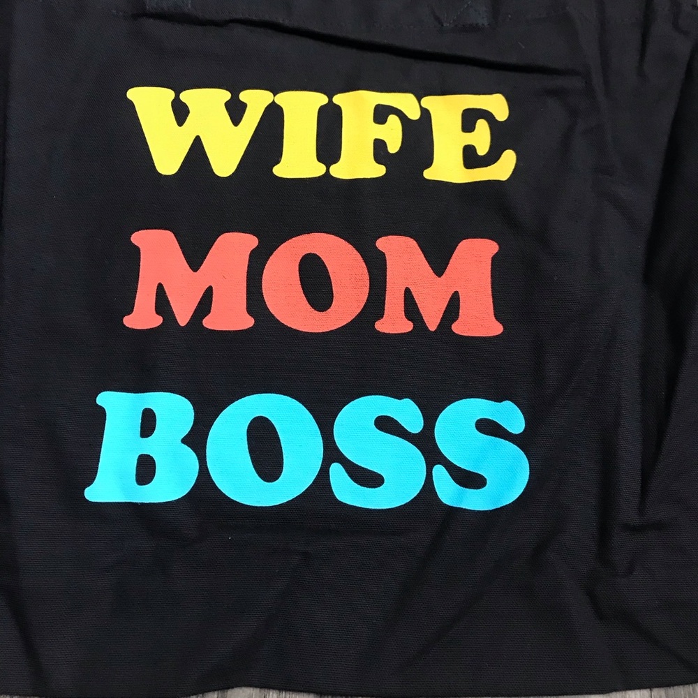 Only 1 left 😍WIFE MOM BOSS Made in USA Black Tote - Picture 4 of 7